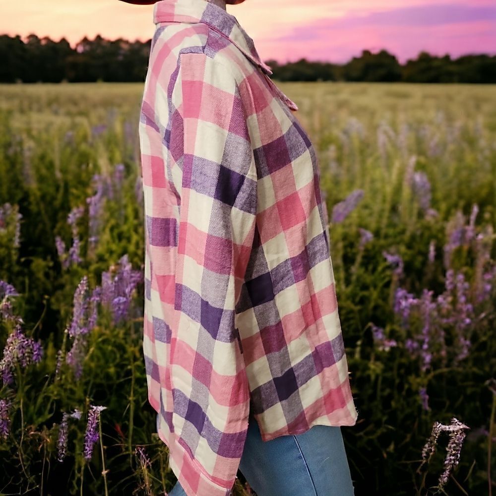 CW Classics Plaid Longsleeve Top Size M NWOT - Picture 2 of 5